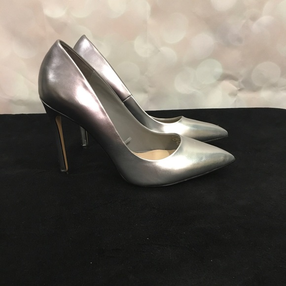 Zara Shoes - Zara Woman Silver Heels